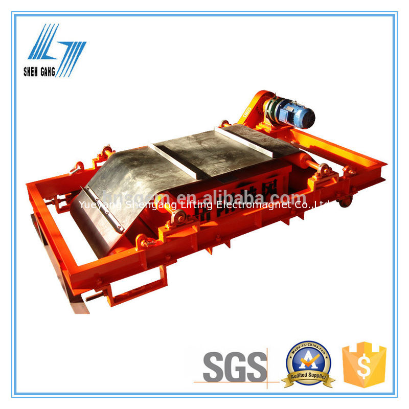 200mm Height Magnetic Separator Conveyor , Magnetic Pulley Separator RCYD Series